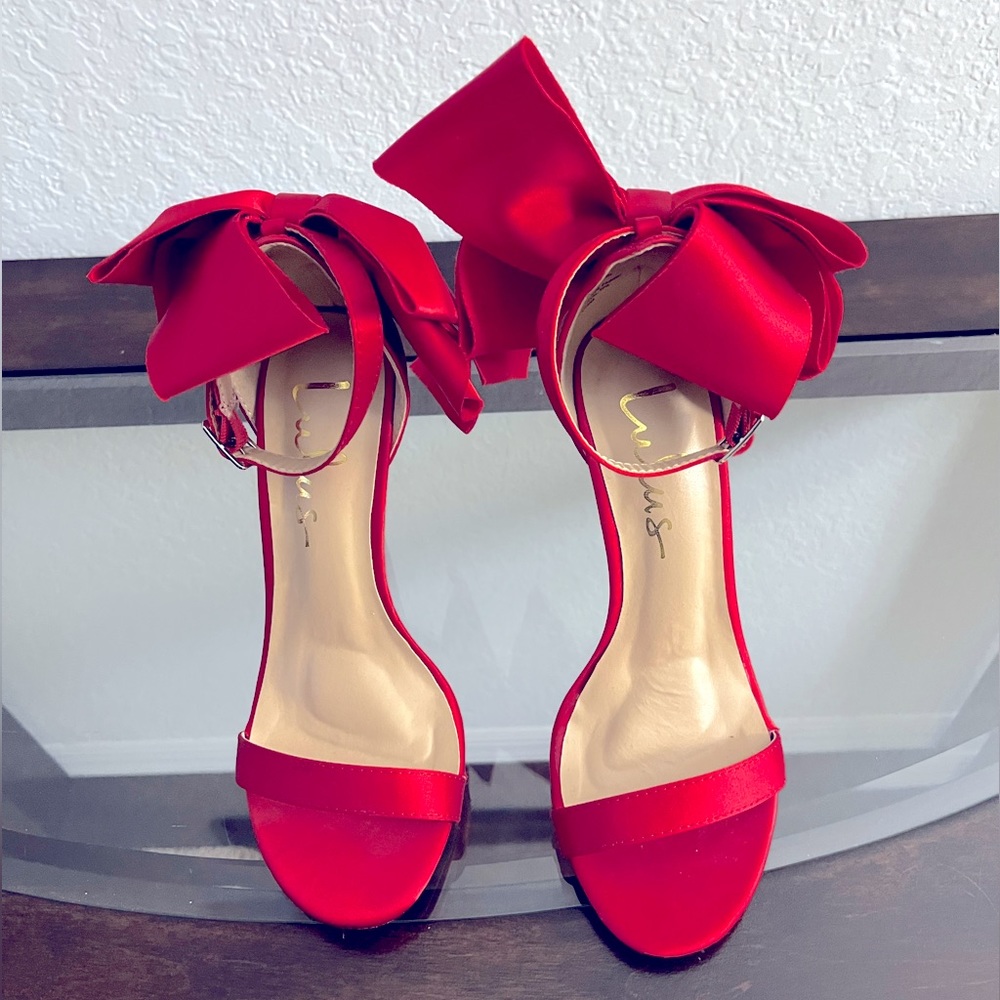 Lulu’s red bow satin heels